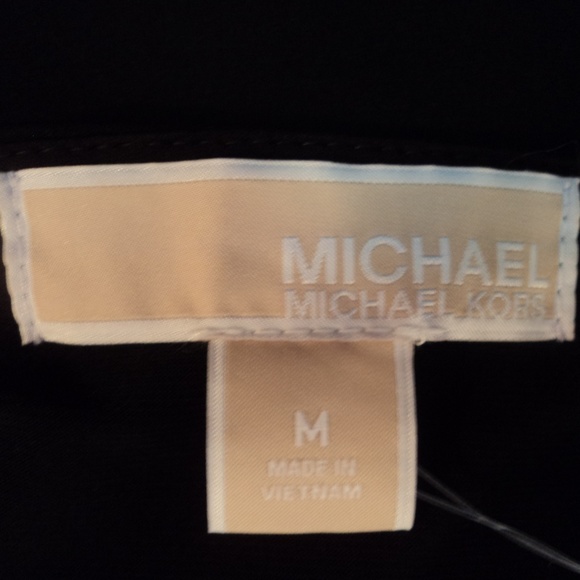 Dress - Picture 6 of 6